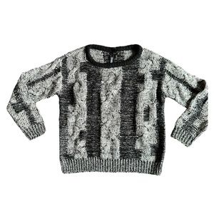 Razzle Dazzle Womens Size Small Chunky Cable Knit Black White Sweater